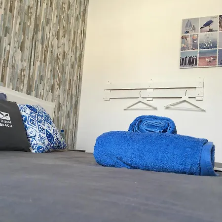 Bed & Sea - *