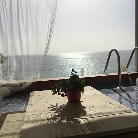 Bed & Sea - Oda ve Kahvaltı